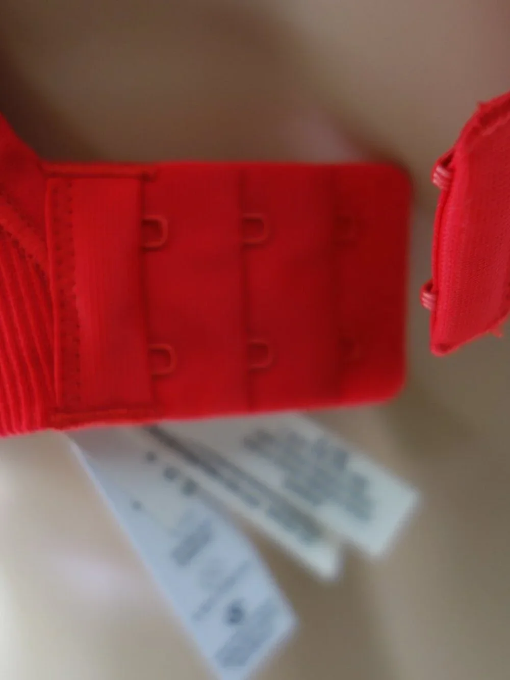 VS PINK SEAMLESS AIR LIGHT-SUPPORT SPORTS BRA (M) Red Pepper NWT!